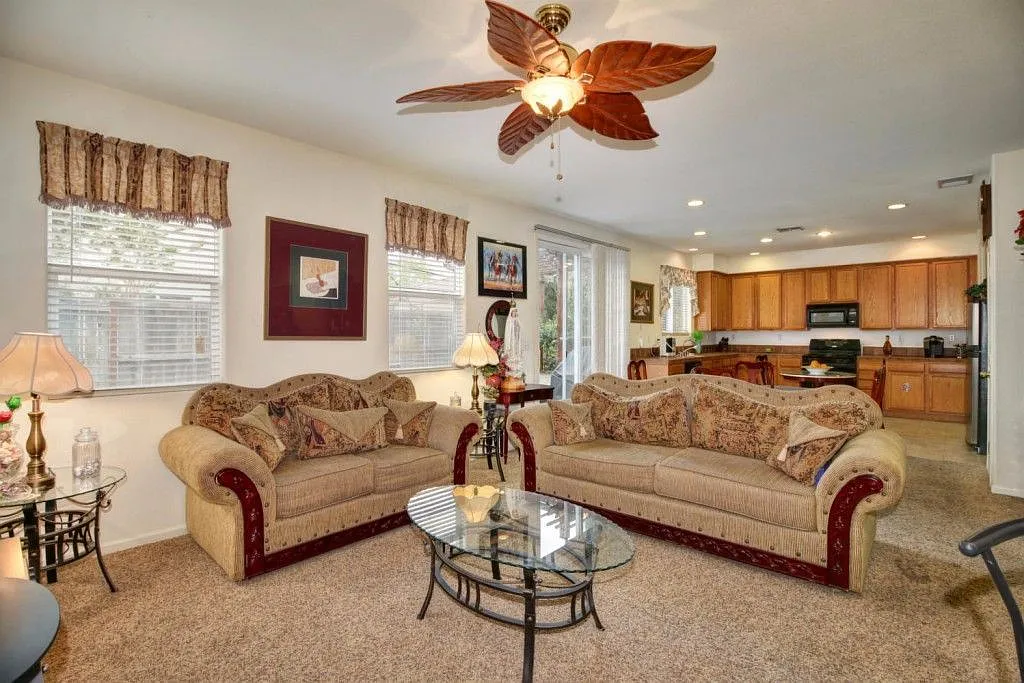 North Natomas 2 Story 3 Bedroom w/ Loft. 2 Car Attached Garage — Photo 2
