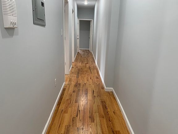 4th image of 452 Mallory Ave Floor 2