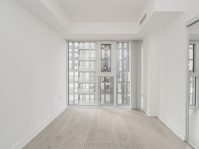 50 Wellesley St E #2801 — Photo 5