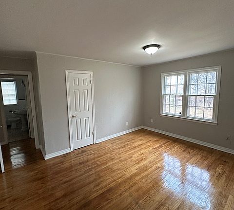 5th image of 4024 NW 32nd St