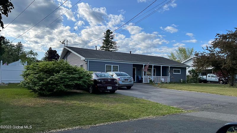 2nd image of 13 Lee Avenue