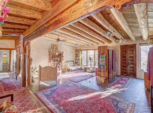 39 Burro Bend Rd, Santa Fe, NM 87505