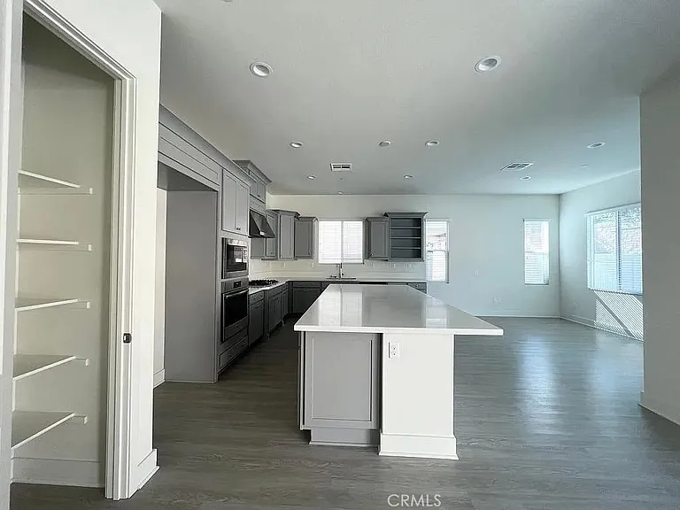 15882 Kingston Rd — Photo 8