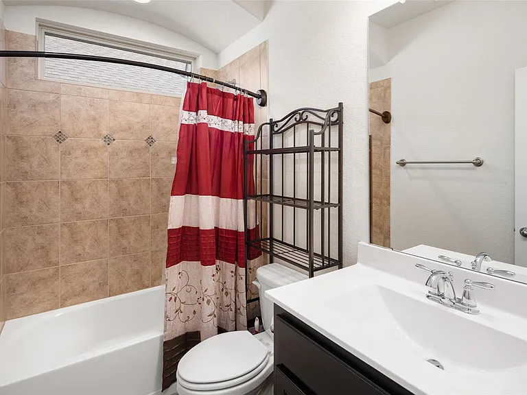 1309 Canary Ln — Photo 16
