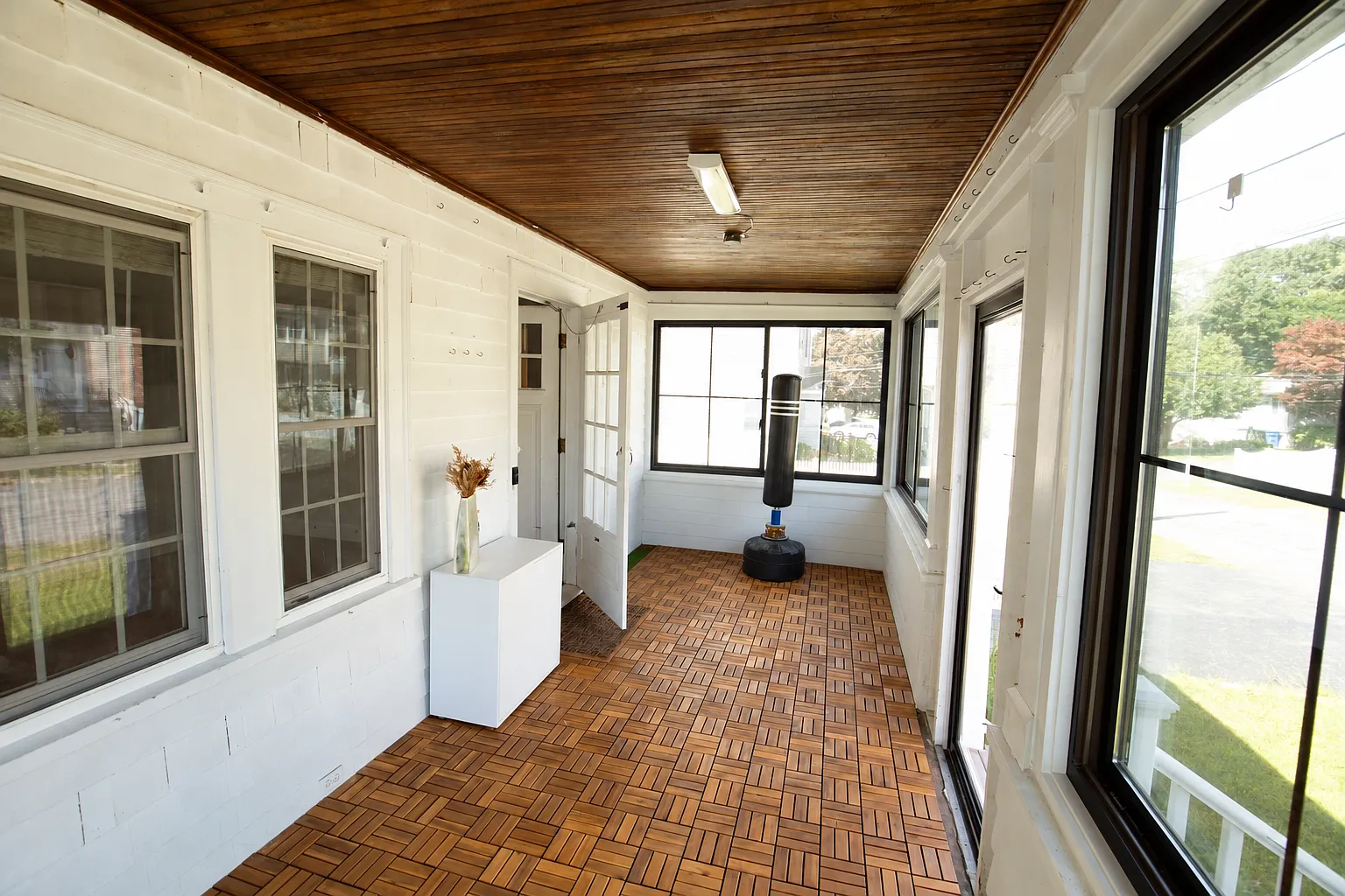 2 bed, 1228 sqft, $4,200 — Photo 3