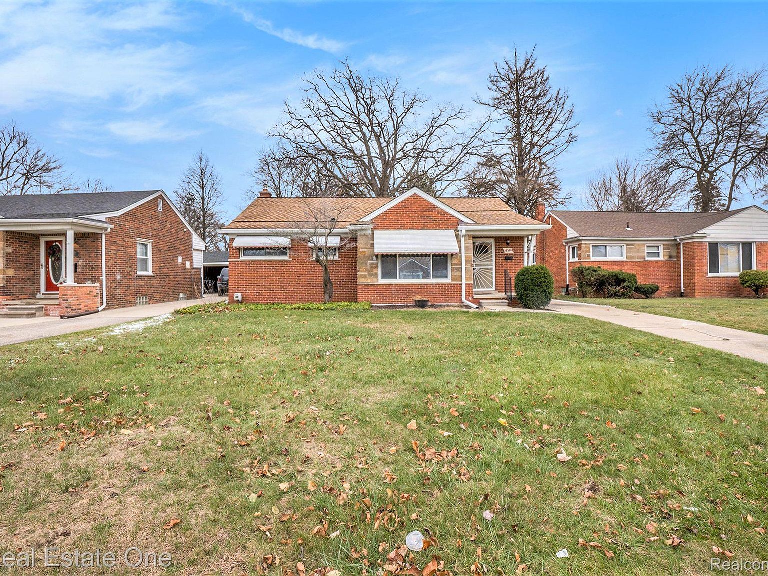 ♪♪ 23540 Scotia Rd, Oak Park, MI 48237 | Zillow