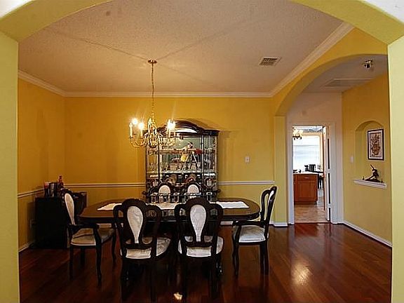 5th image of 3202 Parkhurst Cir