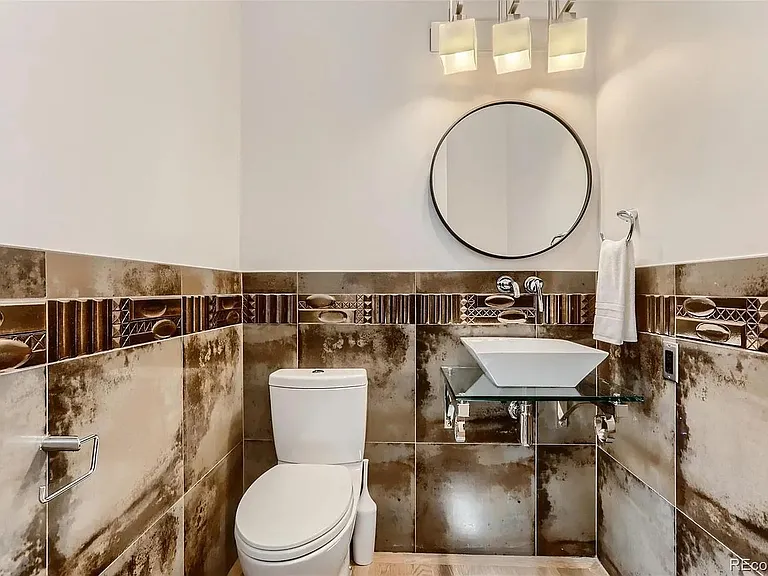 main floor powder room off of kitchen