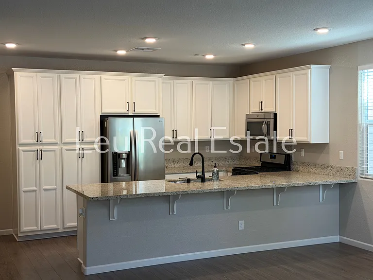 10842 Samasco Way — Photo 2