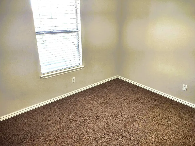7332 Meadow Sage Dr — Photo 27