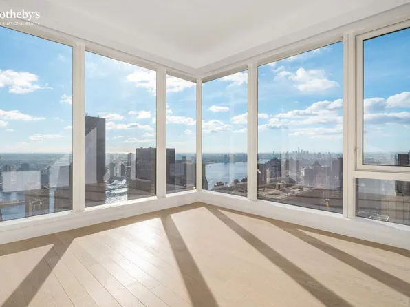 138 East 50th Street image 30 of 50