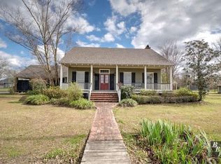 183 Appletree Dr, Thibodaux, LA 70301