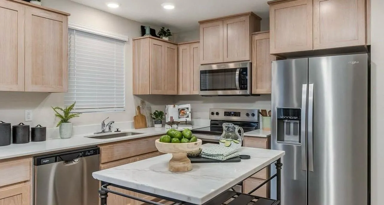 3 bed, 1545 sqft, $1,100 — Photo 4