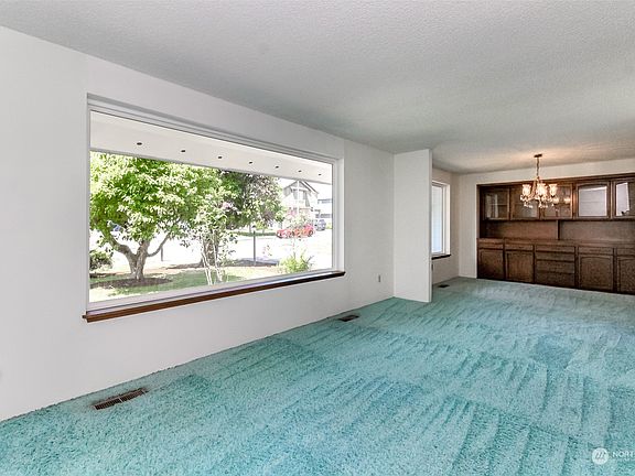 4th image of 425 20th Street NW