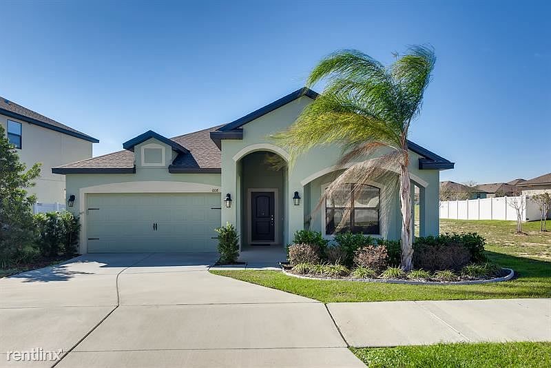 1st image of 608 Silverthorn Pl