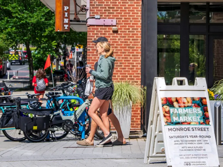Monroe Street Market — Photo 37