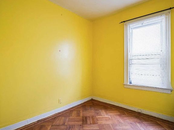 3rd image of 3306 Avenue K