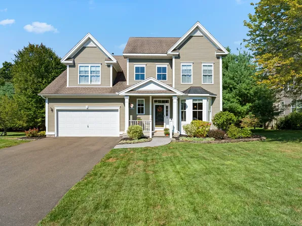 33 Broadmeadow Road #33, Wallingford, CT 06492