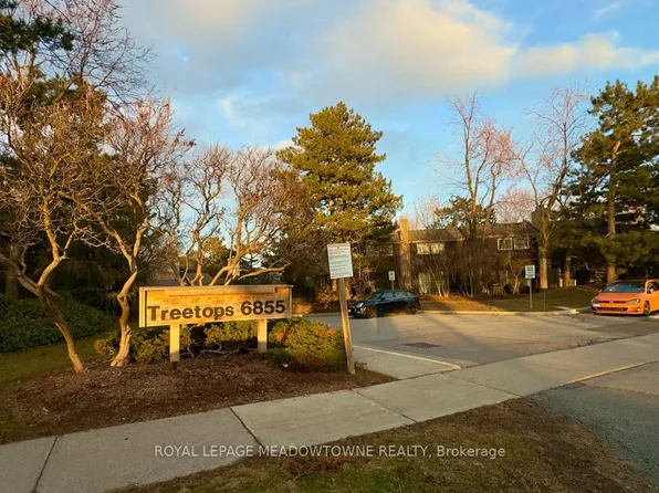 6855 Glen Erin Dr #14, Mississauga, ON L5N 1P6