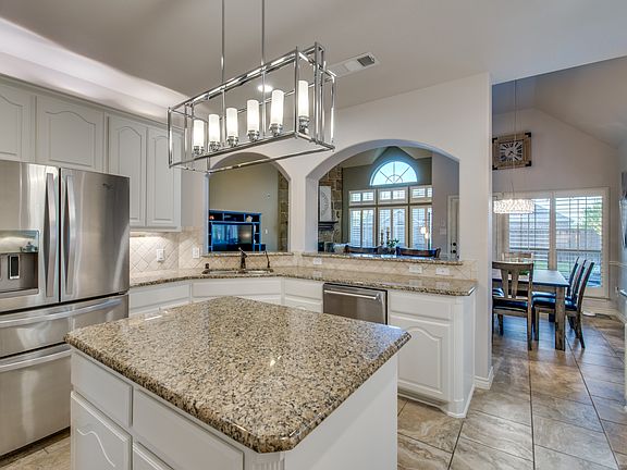 4th image of 1341 Millers Creek Dr