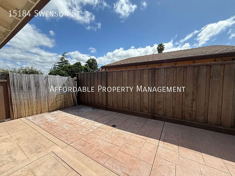 15184 Swenson St — Photo 23