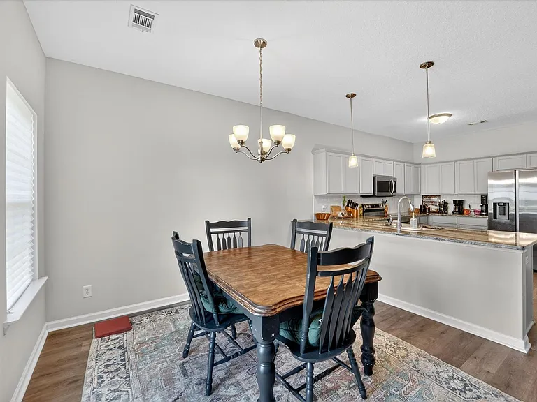 539 Brightleaf Cir — Photo 7