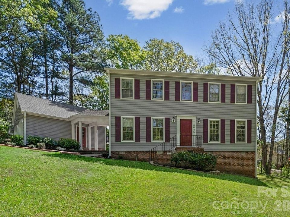 1st image of 3065 Devonshire Dr