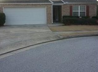 525 Mockingbird Ln, Loganville, GA 30052