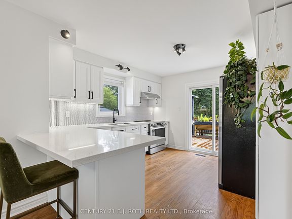 5th image of 22 Michael St