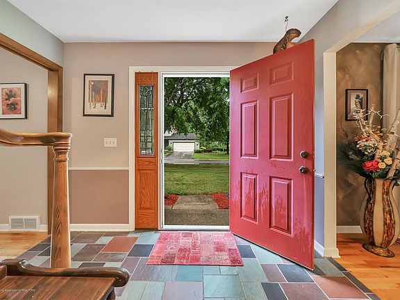 2nd image of 2914 Margate Ln