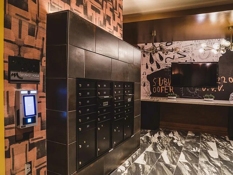 Spacious package room to accommodate all packages