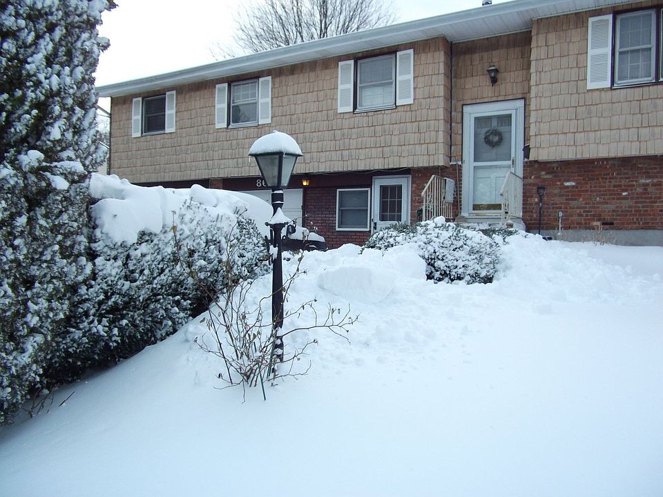 1st image of 86 Pine St