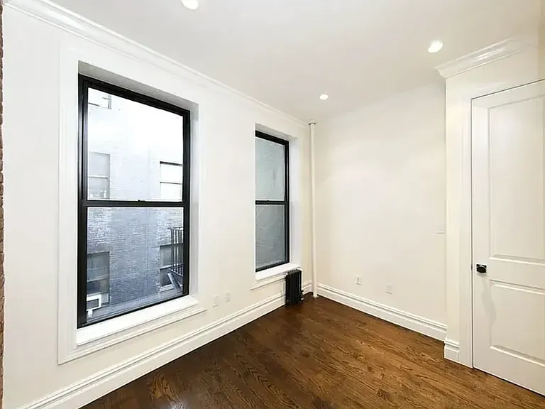128 2nd Ave #1221 — Photo 3