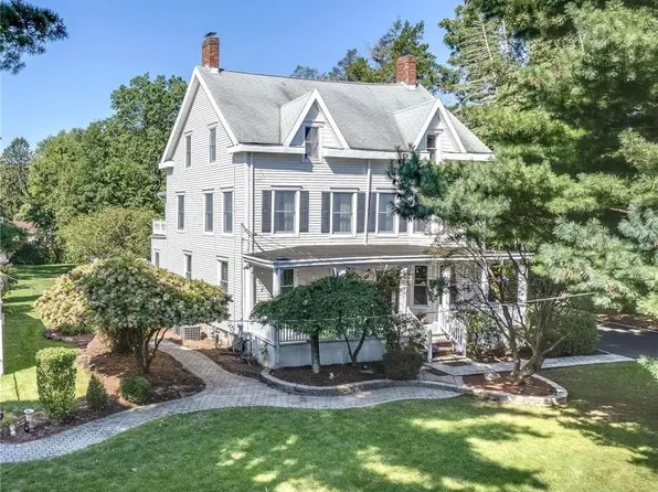 86 W Clarkstown Road, New City, NY 10956