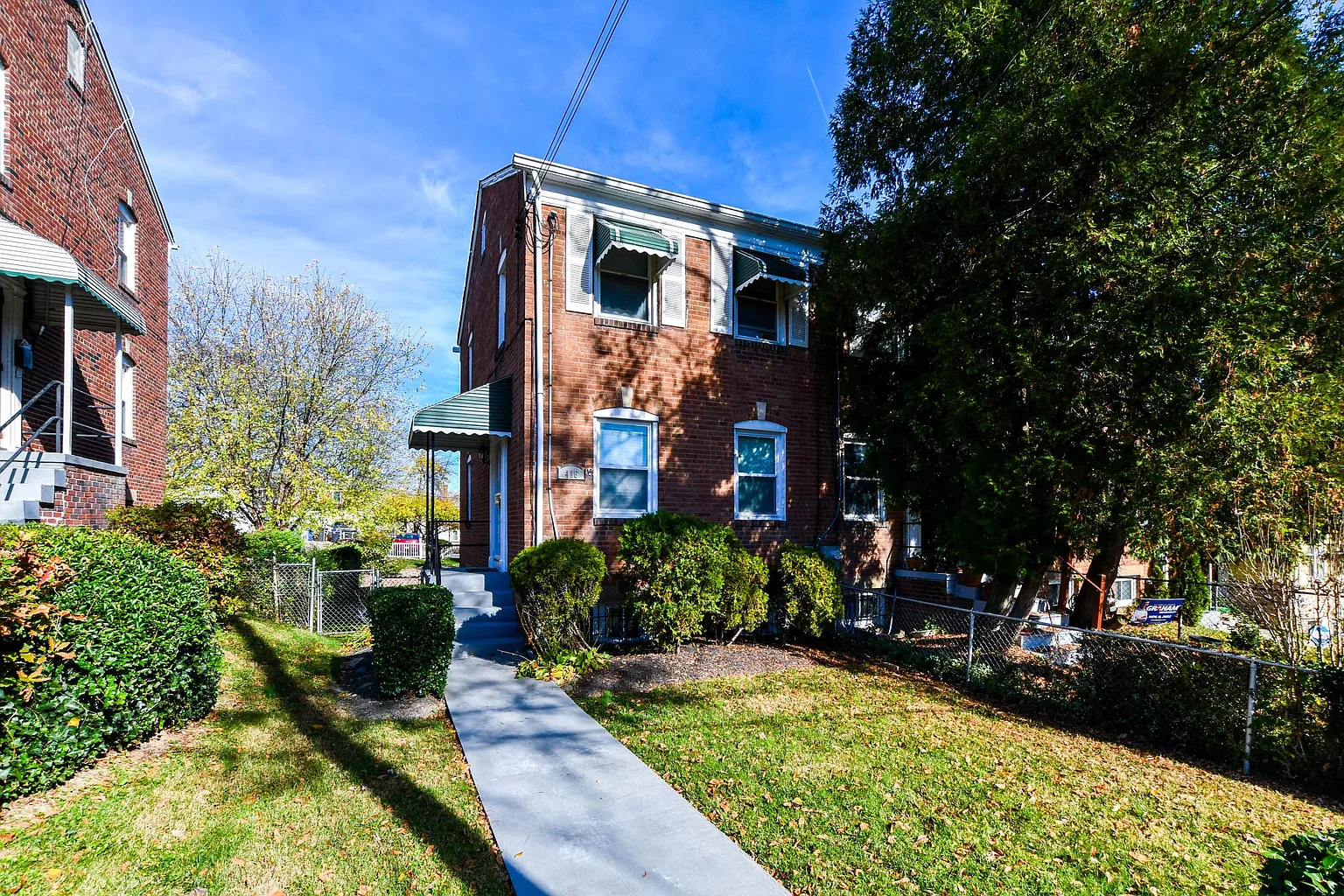 416 Peabody St NE photo 1