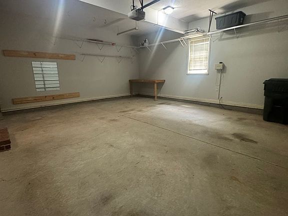 3rd image of 411 Bakers Ferry Trl