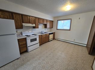 101 16th Ave NW #26, Independence, IA 50644