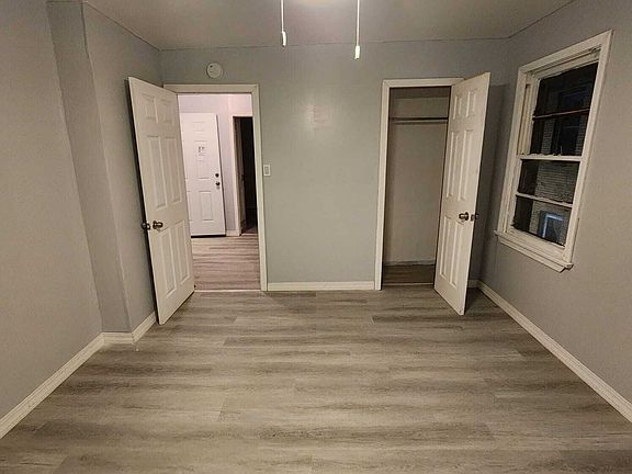 2nd image of 1604 Niagara Ave #11174638