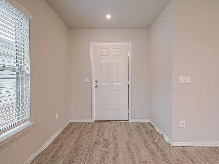 1986 Hidden Cedar Dr — Photo 8