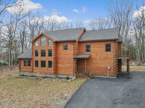 134 Marquise Dr, Tafton, PA 18464