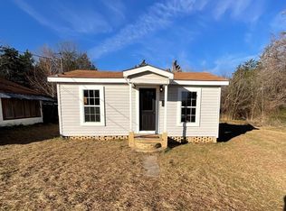 511 N Jarvis St, Troup, TX 75789