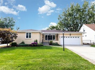 50 Dale Dr, Tonawanda, NY 14150