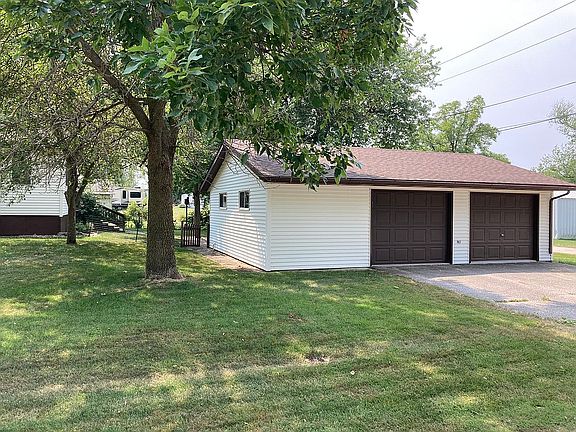 2 stall detached garage