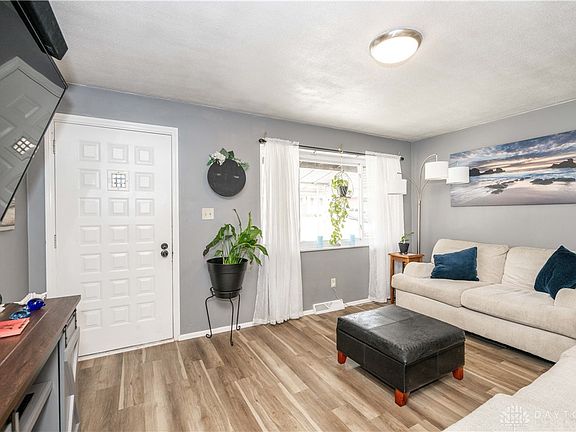 4th image of 9022 Orangewood Dr