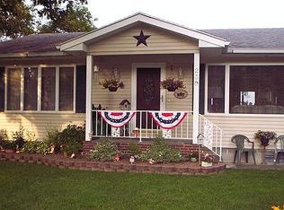 239 Oak Tree Dr, Penn Yan, NY 14527