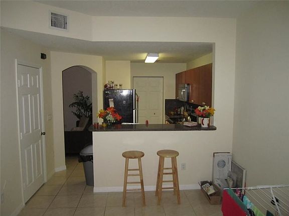 3rd image of 2205 Clipper Pl