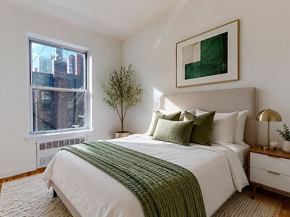 2nd image of 212 E 85th St APT 5C