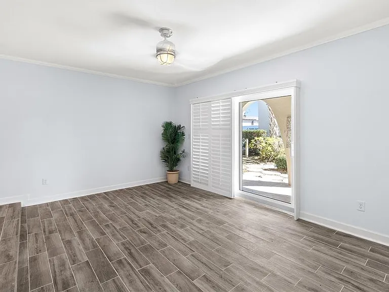 505 Plaza Seville Ct #9 — Photo 16