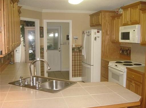 4th image of 13295 E Carriage Cir