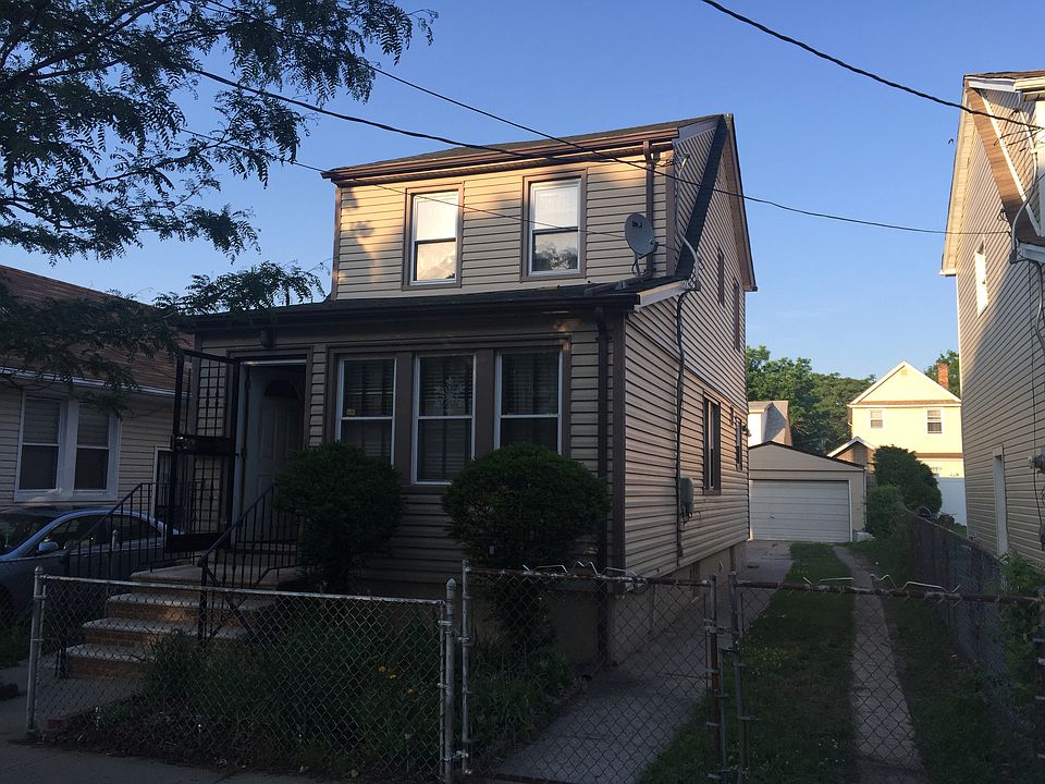 1st image of 137-139R 169th St